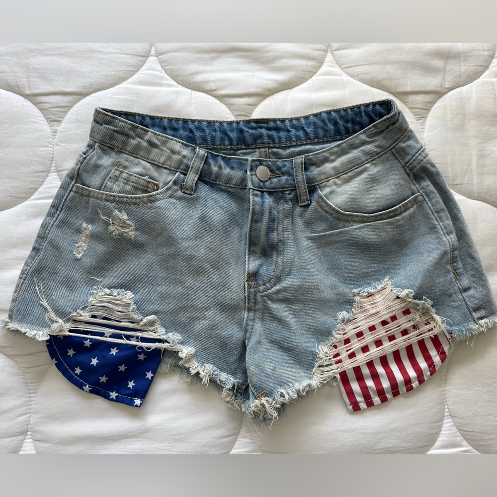 SHEIN Blue Distressed Jean Shorts with Flag Detail